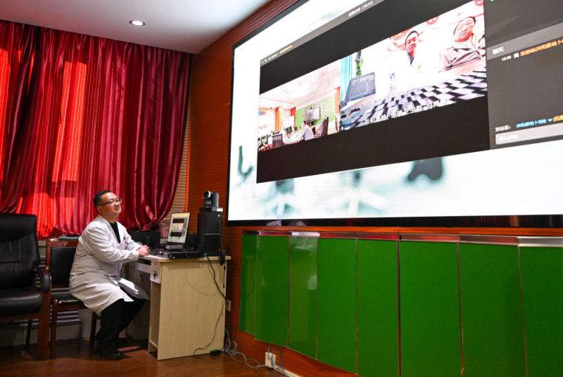 向着中国式现代化奋力进发——写在2025年全国两会召开之际(图12)