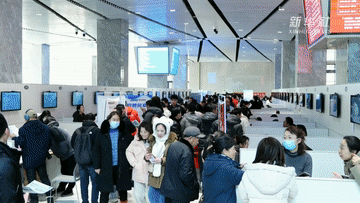 “春风送岗” 各地密集组织招聘会助力节后就业(图2)