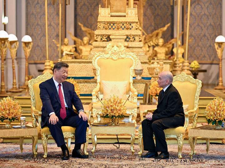习近平会见柬埔寨国王西哈莫尼 - ��ý���鱨��վ