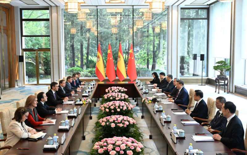 习近平会见西班牙首相桑切斯(图2)