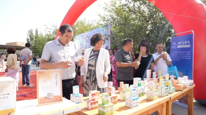 新华视点｜暑期消费“热”起来 多地业态创新点燃夏日经济引擎(图6)