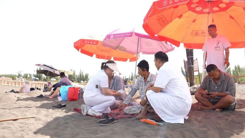 新华视点｜暑期消费“热”起来 多地业态创新点燃夏日经济引擎(图7)