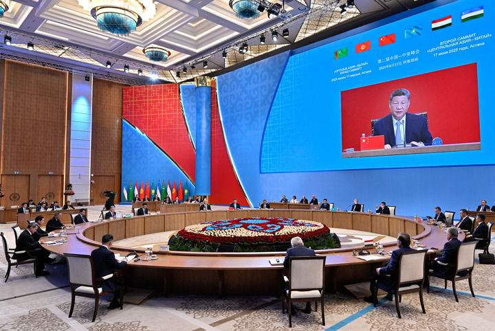 习近平出席第二届中国－中亚峰会并作主旨发言(图4)