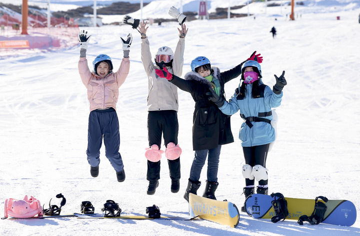 以高质量发展的确定性应对各种不确定性——中国经济圆桌会聚焦“四稳”(图7)