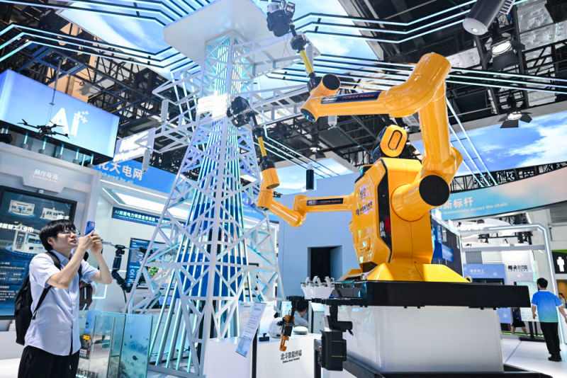 新华鲜报|重大部署！中国“人工智能+”行动“路线图”来了(图1)