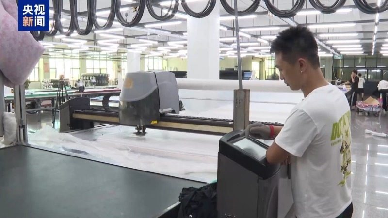 高温“烤”验催热“清凉经济” 避暑秘境+防晒科技走俏(图6)