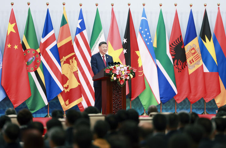 习近平出席全球妇女峰会开幕式并发表主旨讲话(图3)