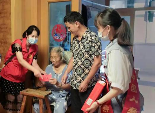 闽清国寿携手闽清县计生协会开展走访慰问活动(图1) 闽清国寿携手闽清县计生协会开展走访慰问活动(图1)