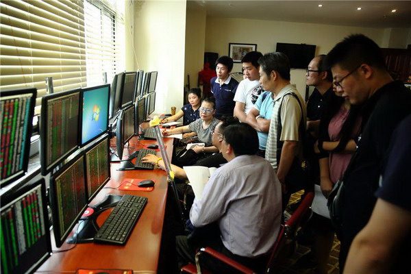 复旦求是回馈众盘手力推操盘攻略训练 股票培训机构多元化之路(图8)